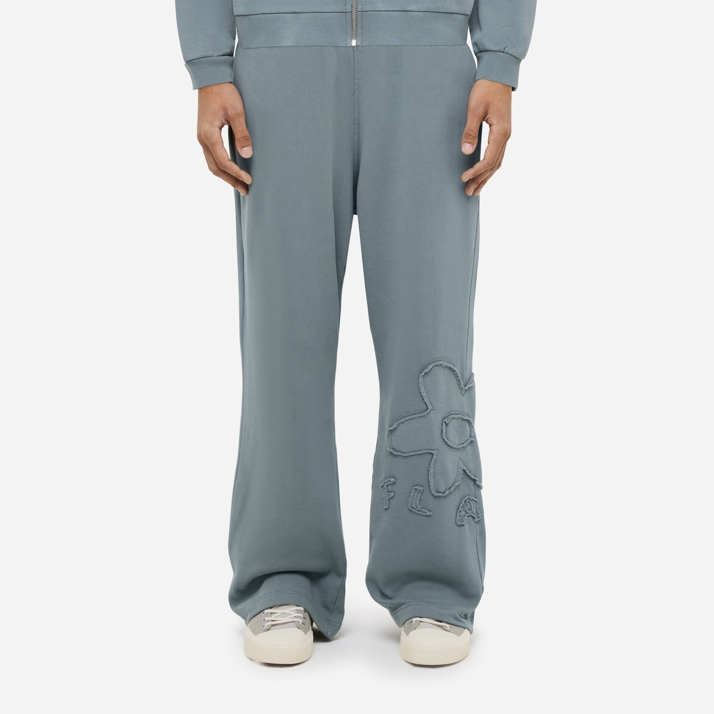 Blossom Patches Sweatpants | Steel Green