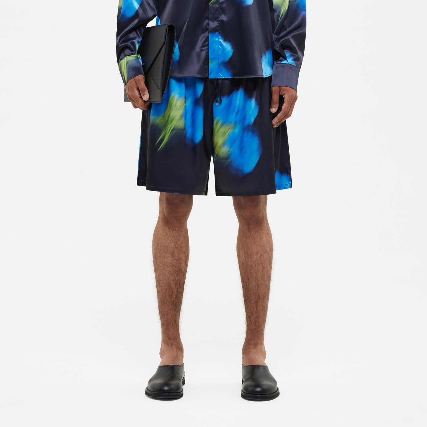 Blurred Flower Shorts | Black