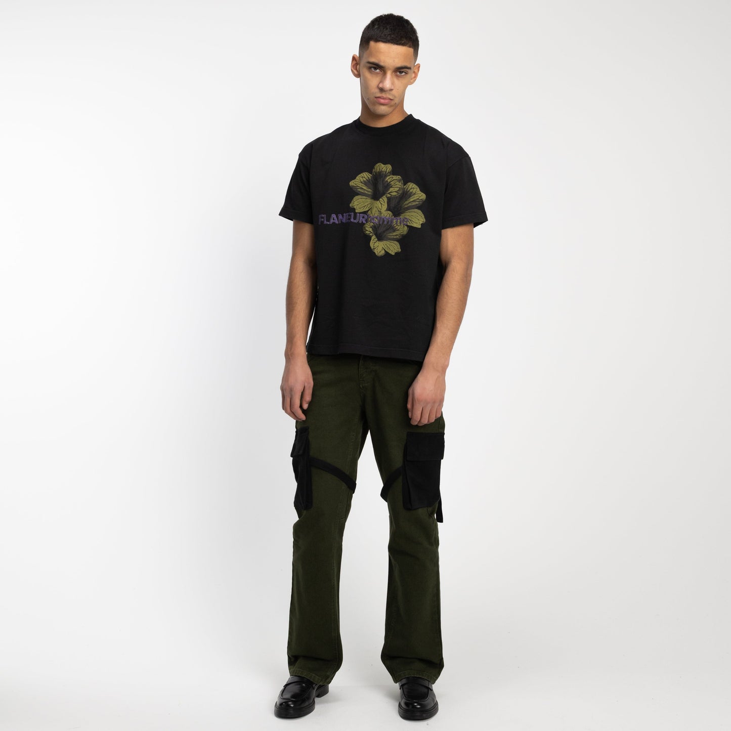 Flaneur Flower T-shirt in Perlite Black