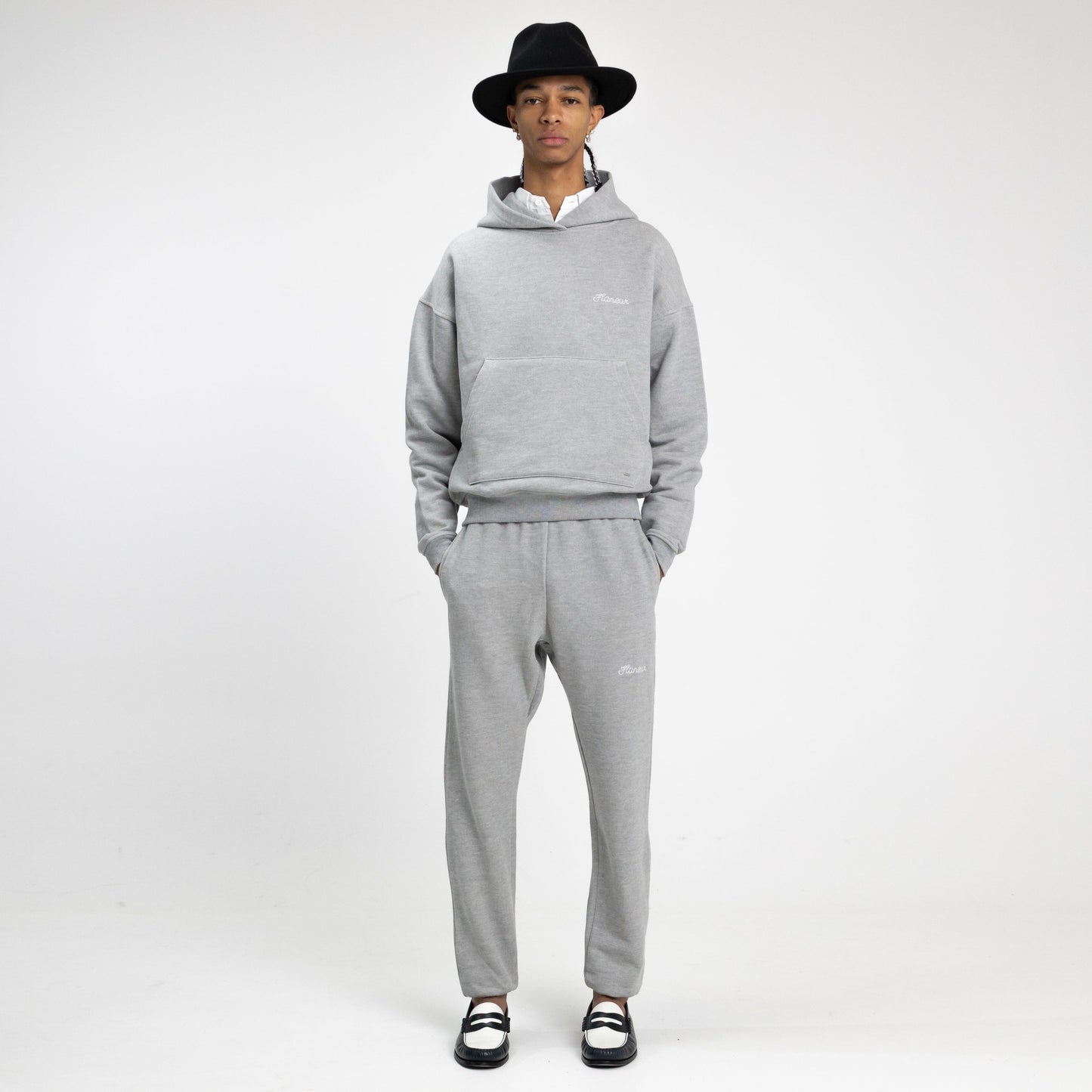 'Flaneur' Signature Sweatpants in Heather Grey
