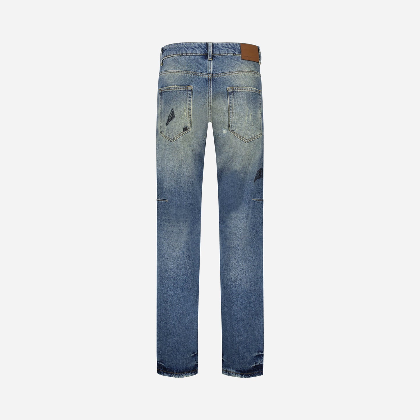 Straight Jeans in Repaired Mojave Denim