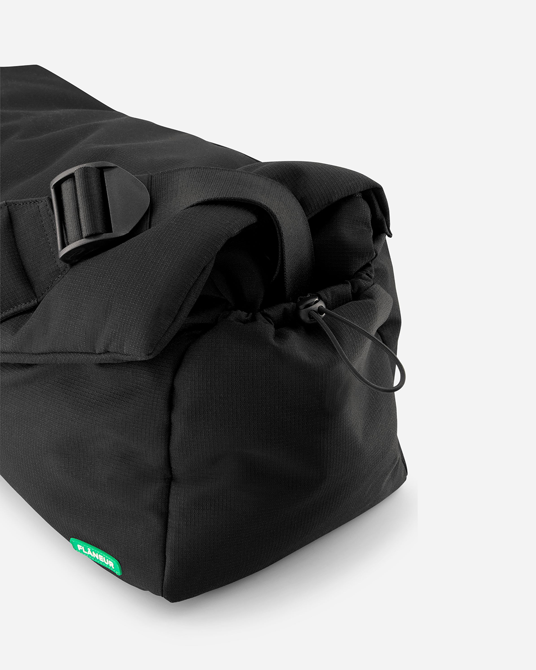 Badge Envelope Bag | Schwarz