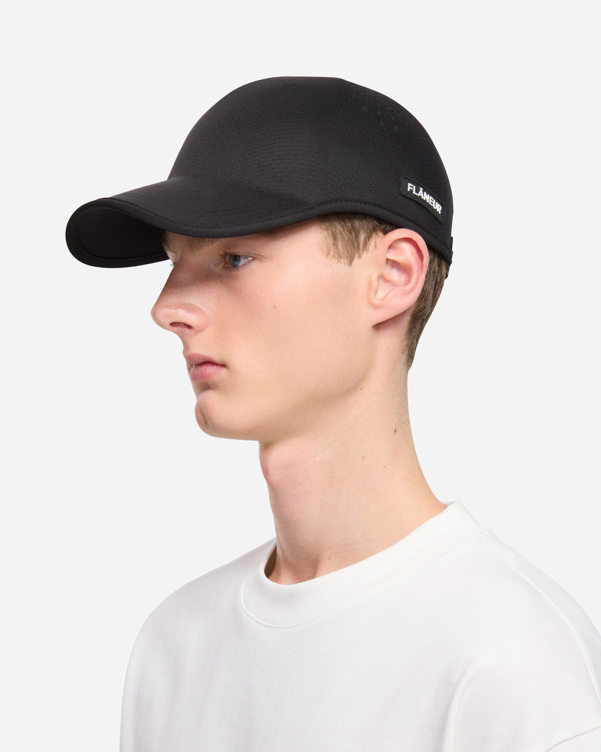 Badge Seamless Cap | Black