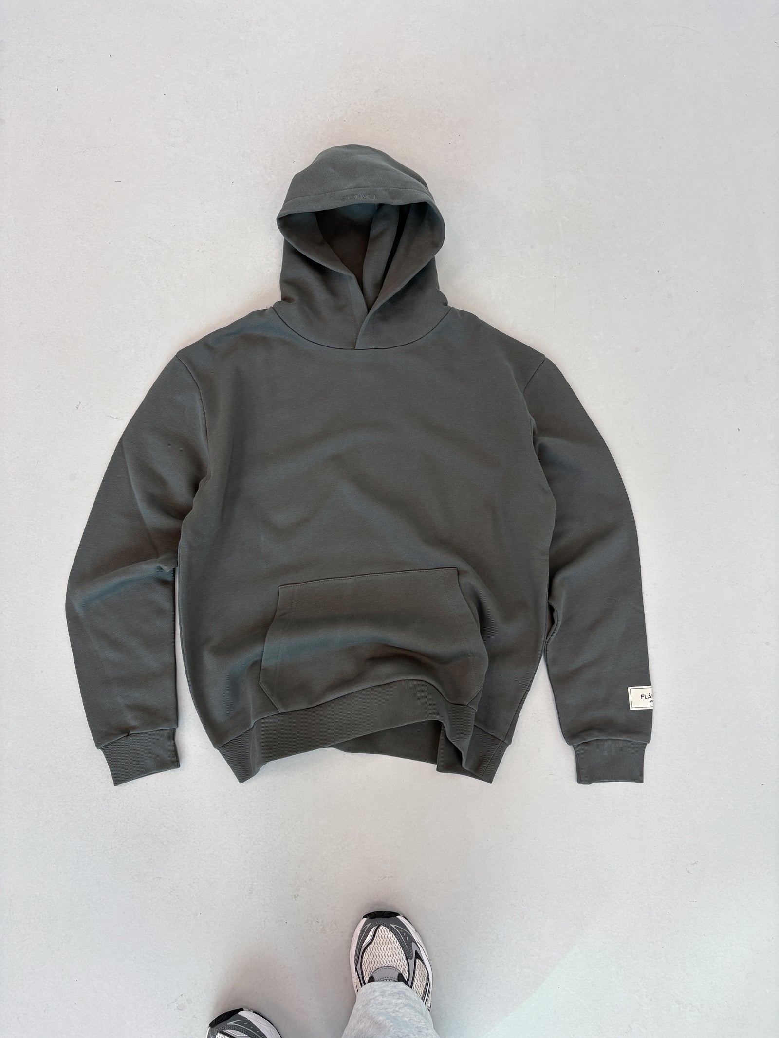 Atelier Hoodie | Gunmetal
