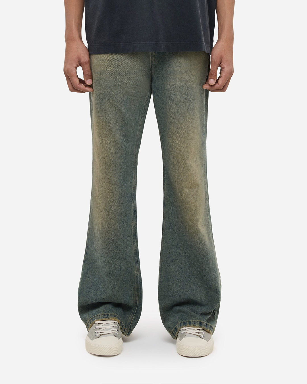 Loose Fit Jeans | 10