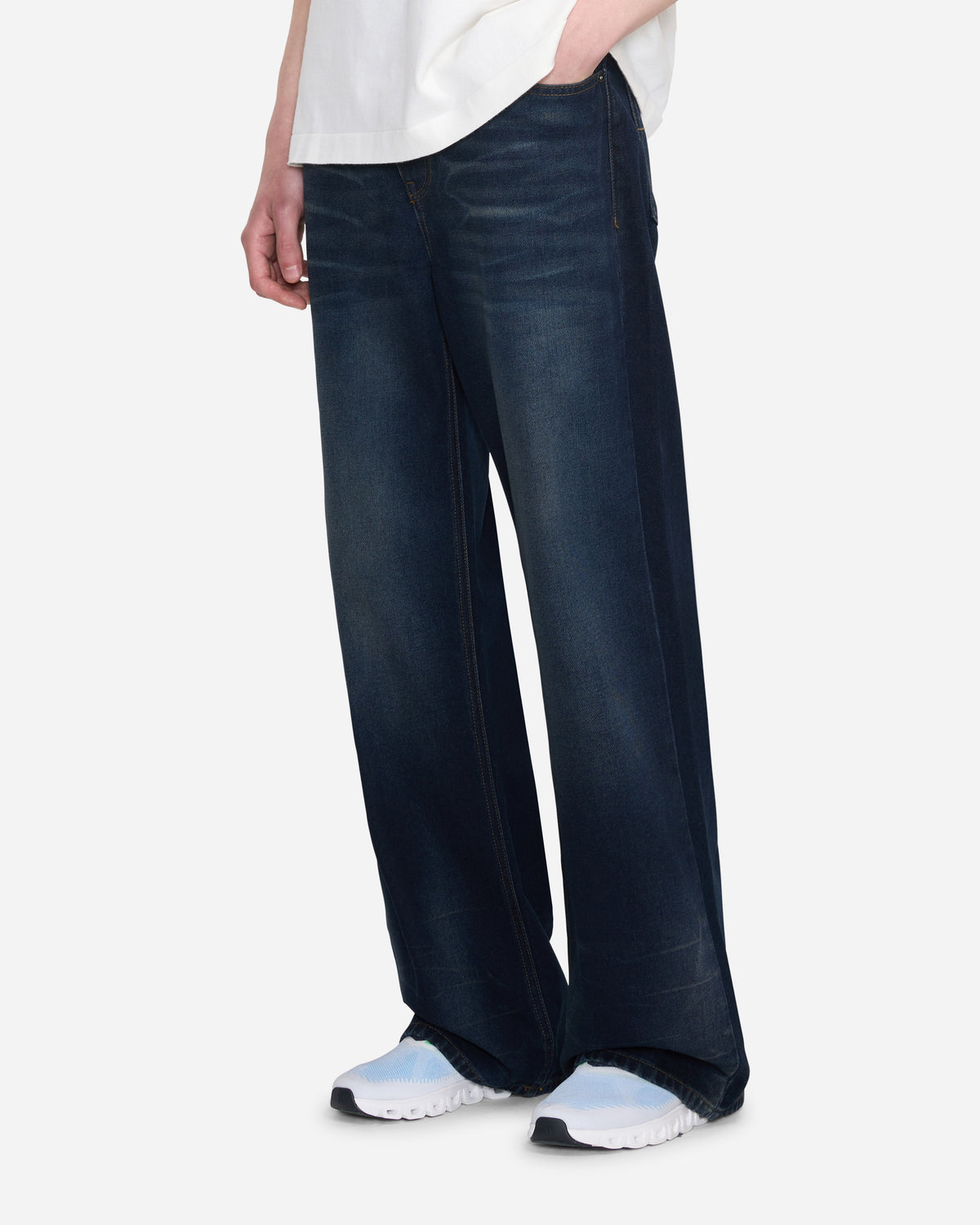 Relaxed Fit Jeans | 2