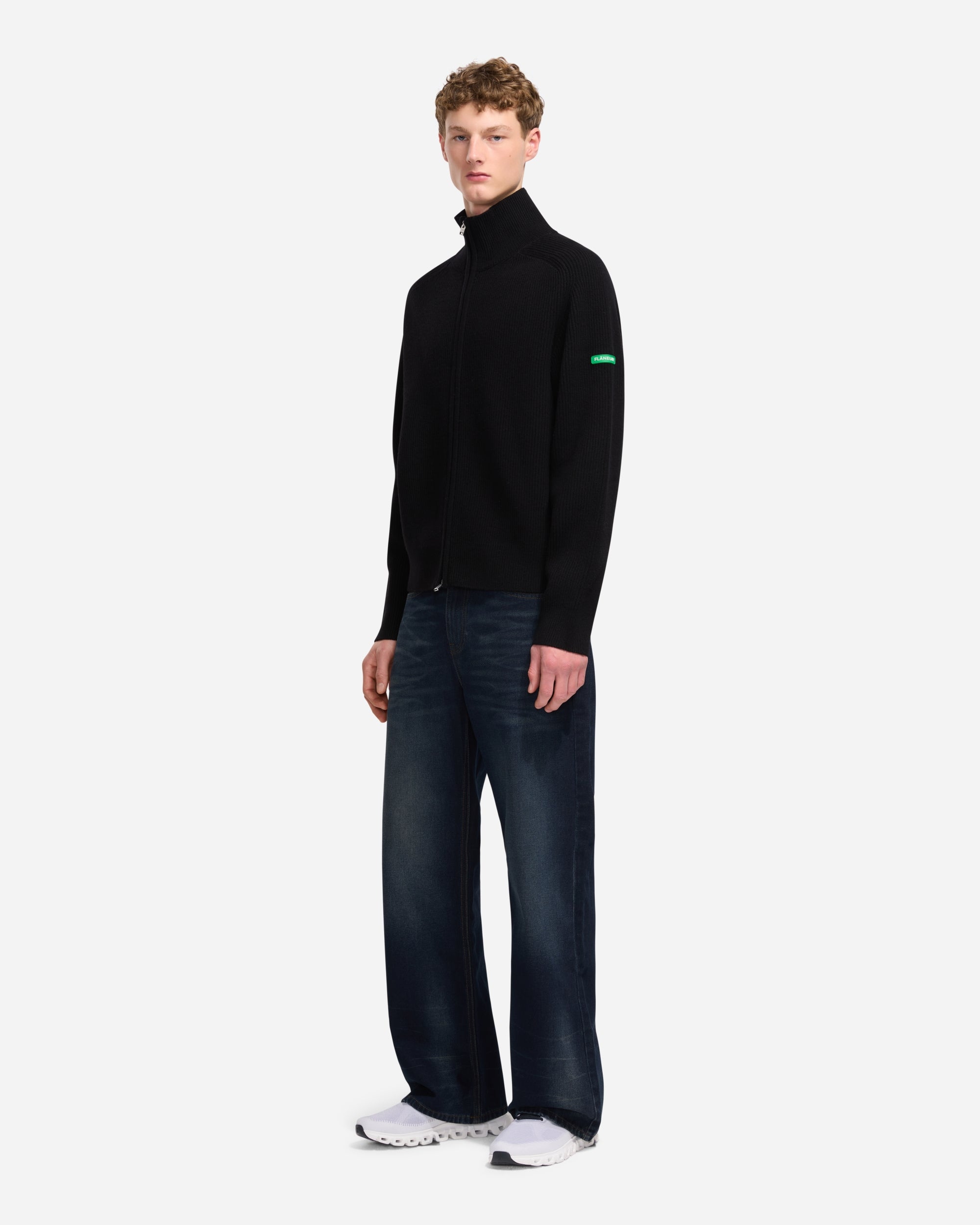 Badge Knit Cardigan | Black – FLÂNEUR