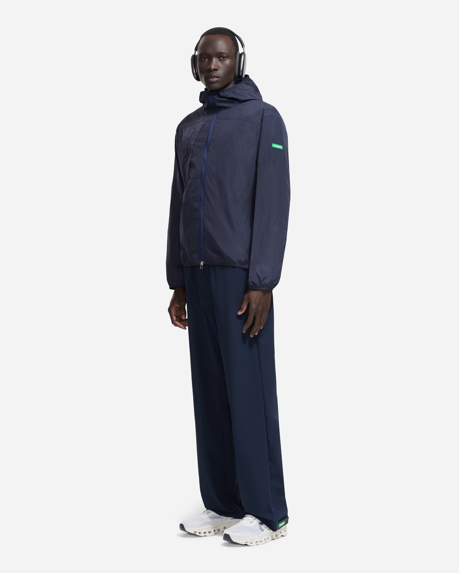 Badge Classic Windbreaker | Navy