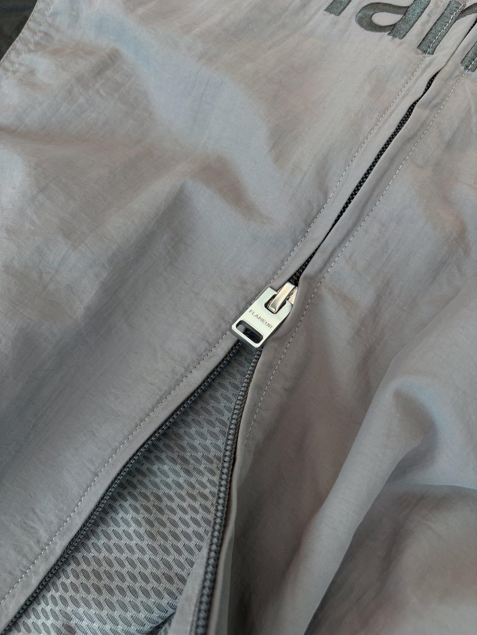 Flâneur Music Paneled Track Jacket | Grey