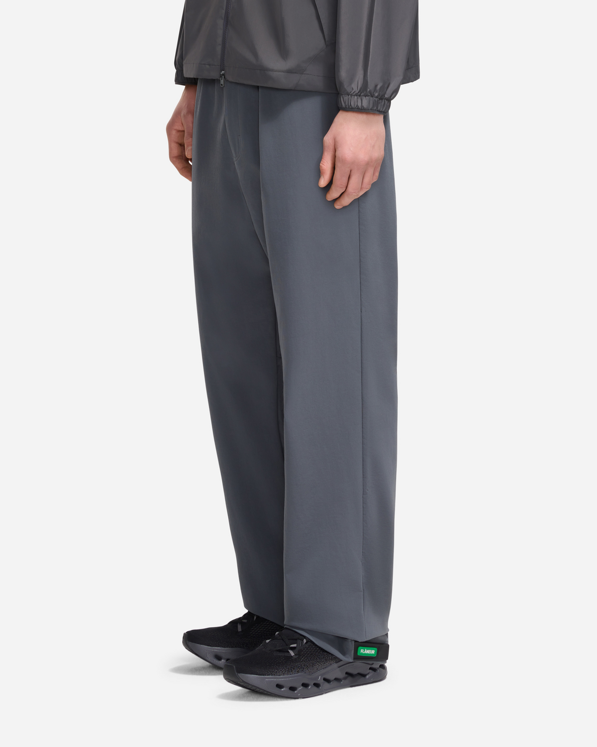 Badge Formal Tech Pants | Dark Grey