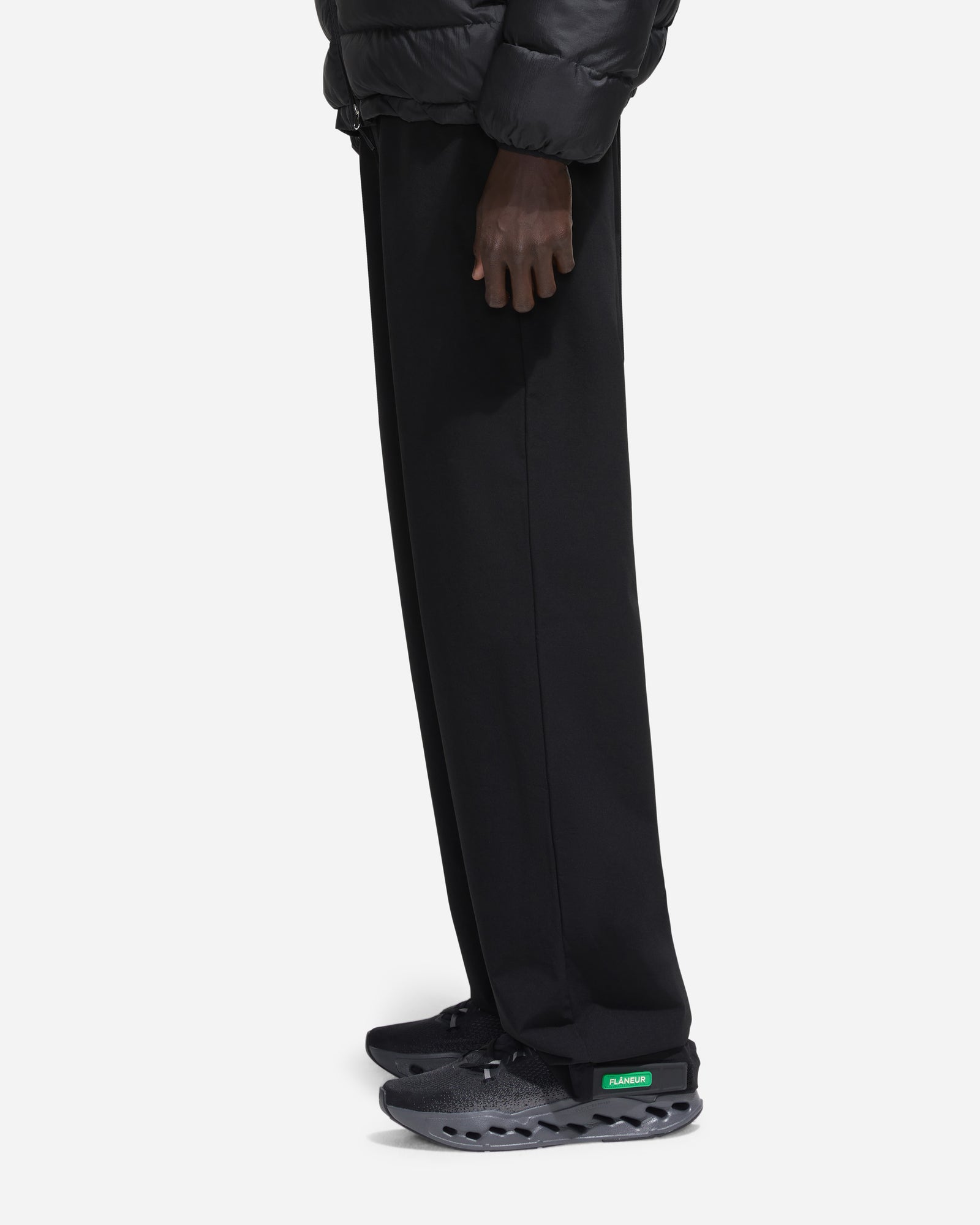 Badge Formal Tech Pants | Black