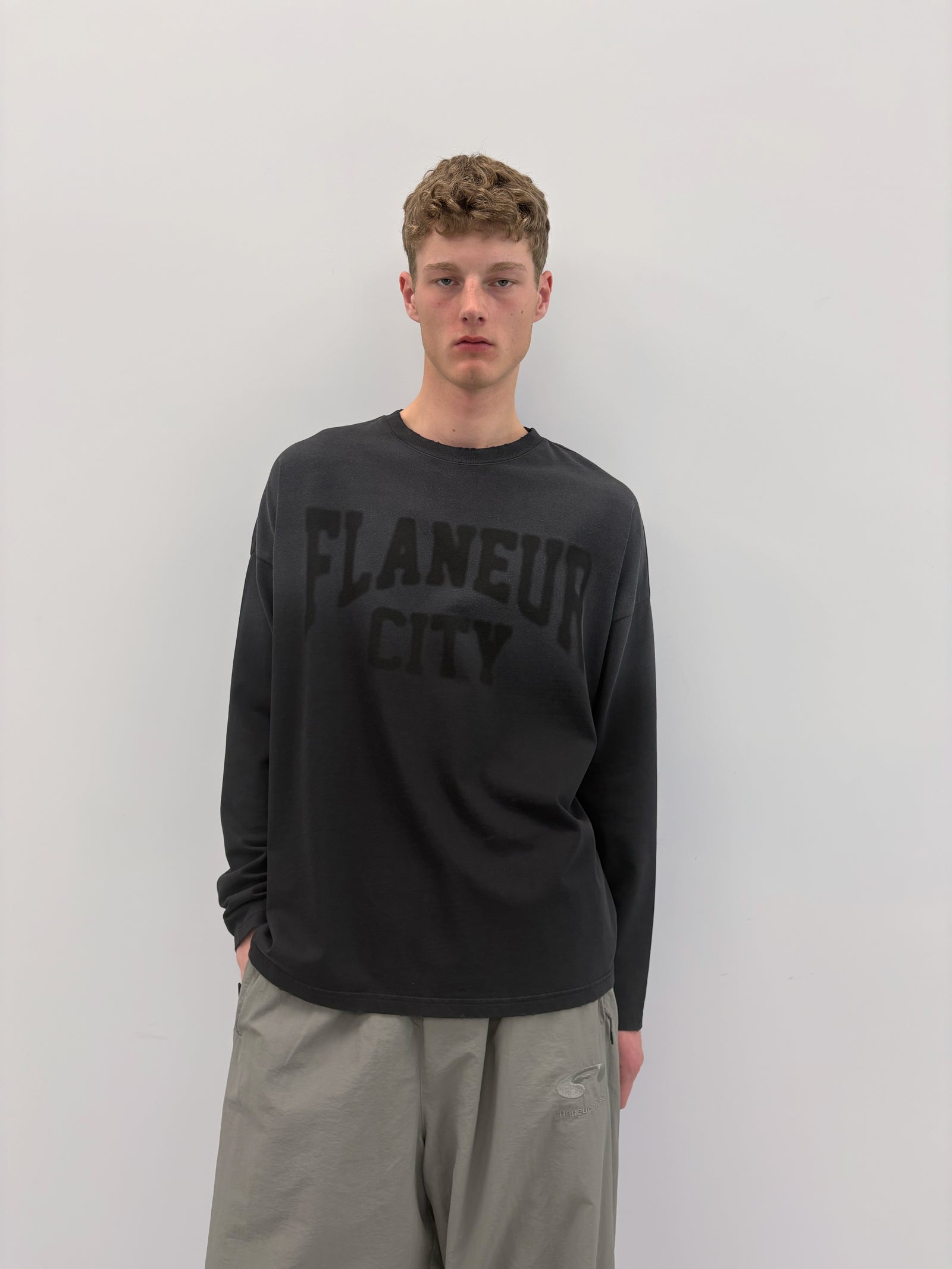 City College Long Sleeve | Aged Black