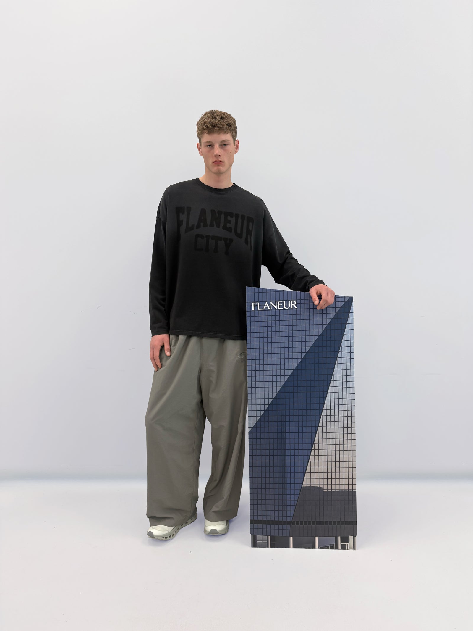 City College Long Sleeve | Aged Black