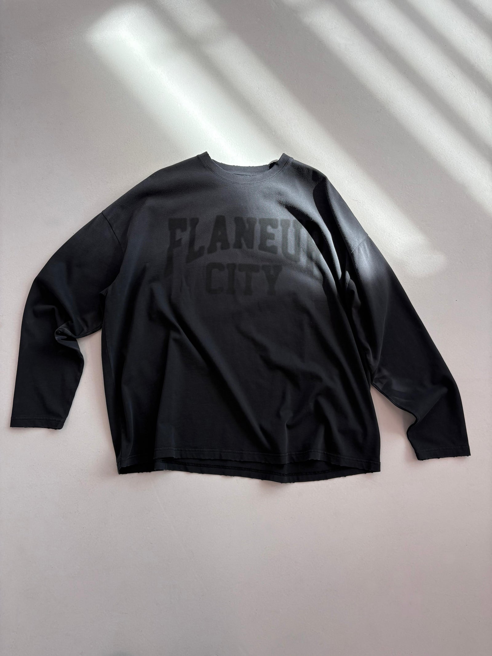 City College Long Sleeve | Aged Black