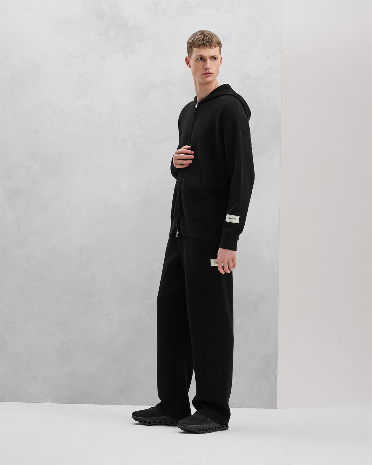 Atelier Strickpullover mit Reißverschluss | Schwarz
