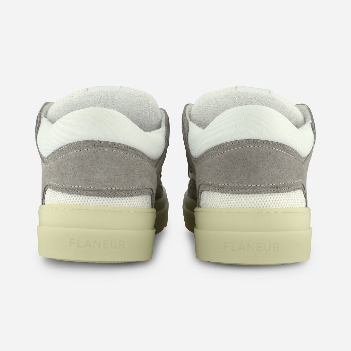 Avnu | Creme/White