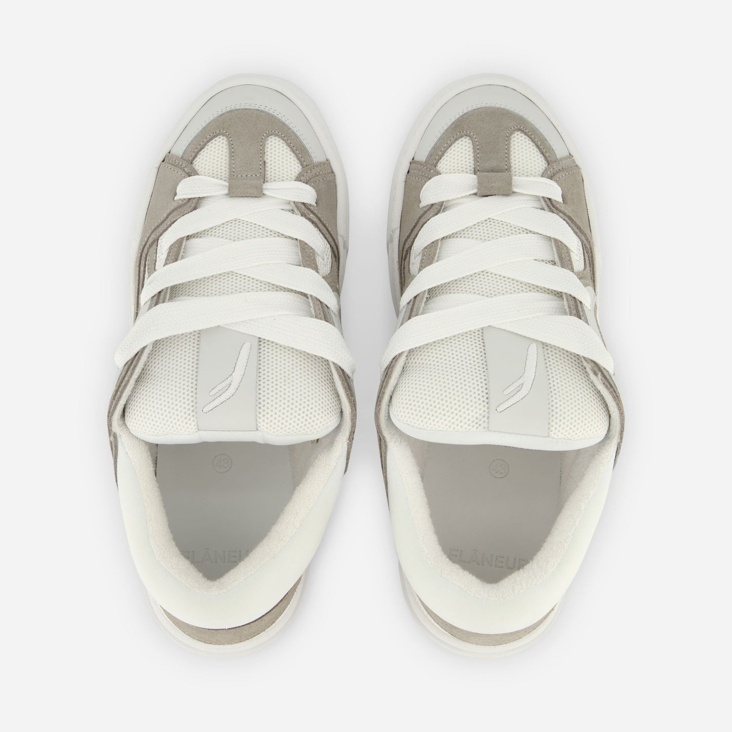 Avnu | White