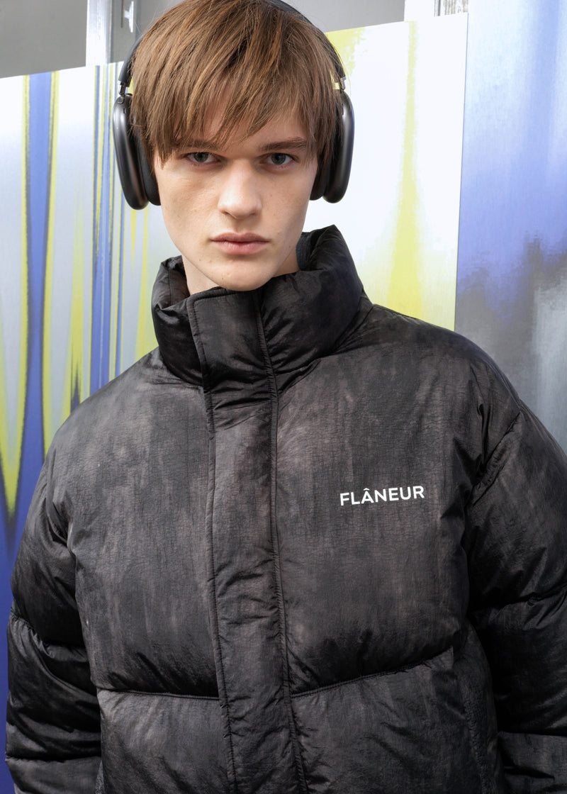 Logo Puffer Jacket | Black