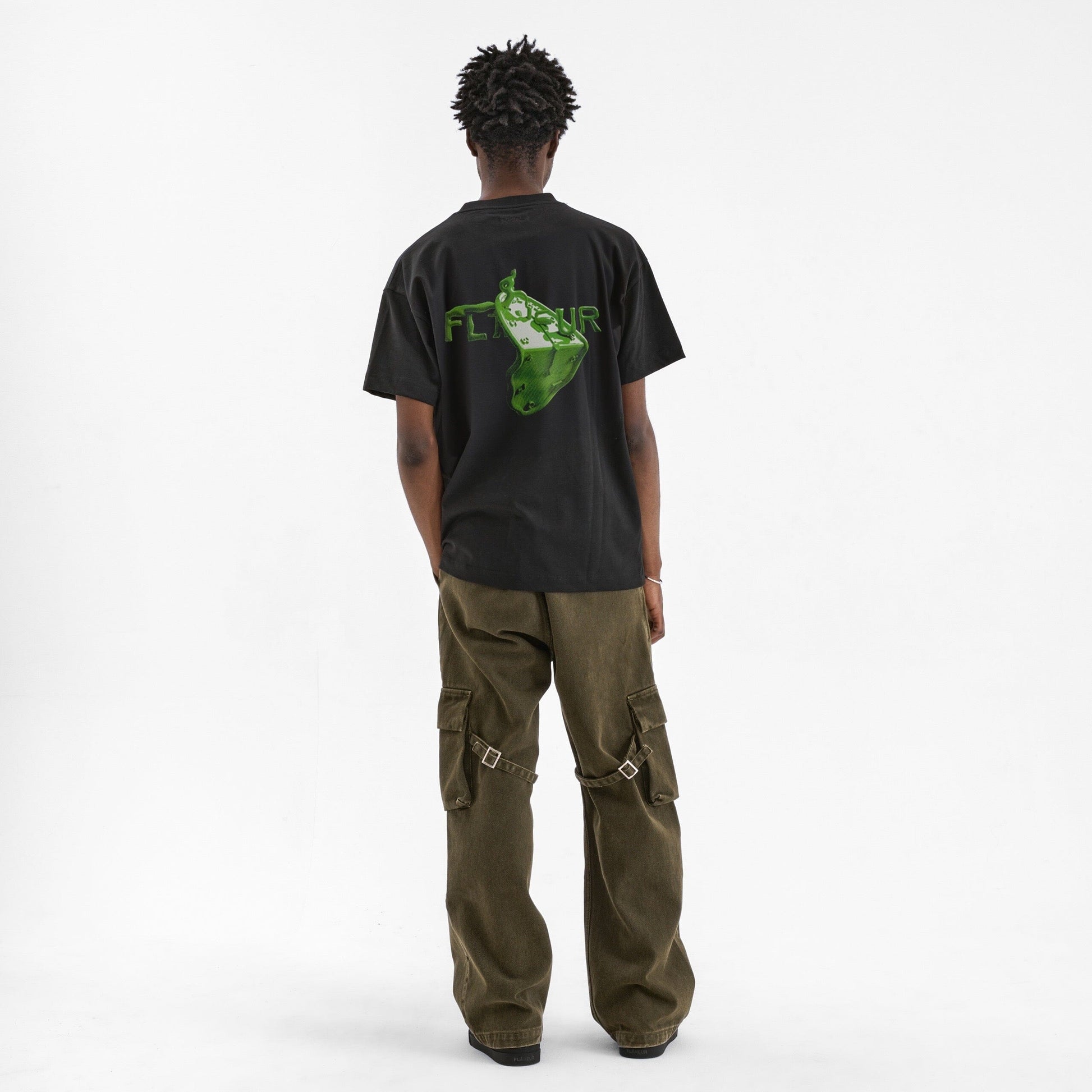 Bending Time T-Shirt | Black