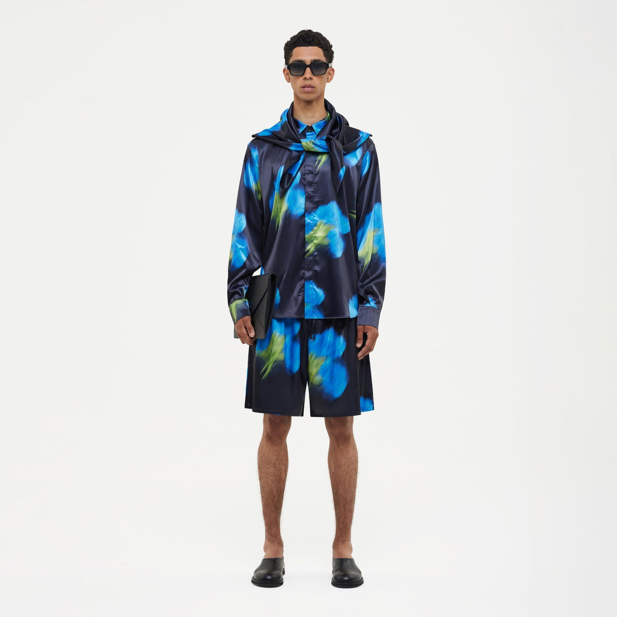 Blurred Flower Shorts | Black