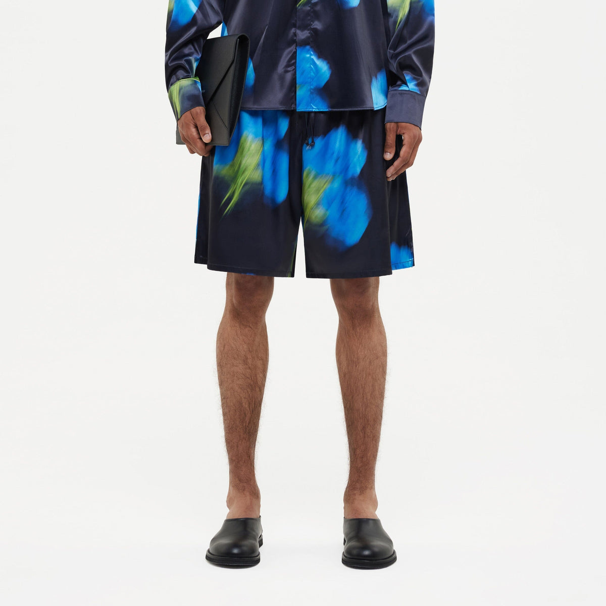 Blurred Flower Shorts | Black