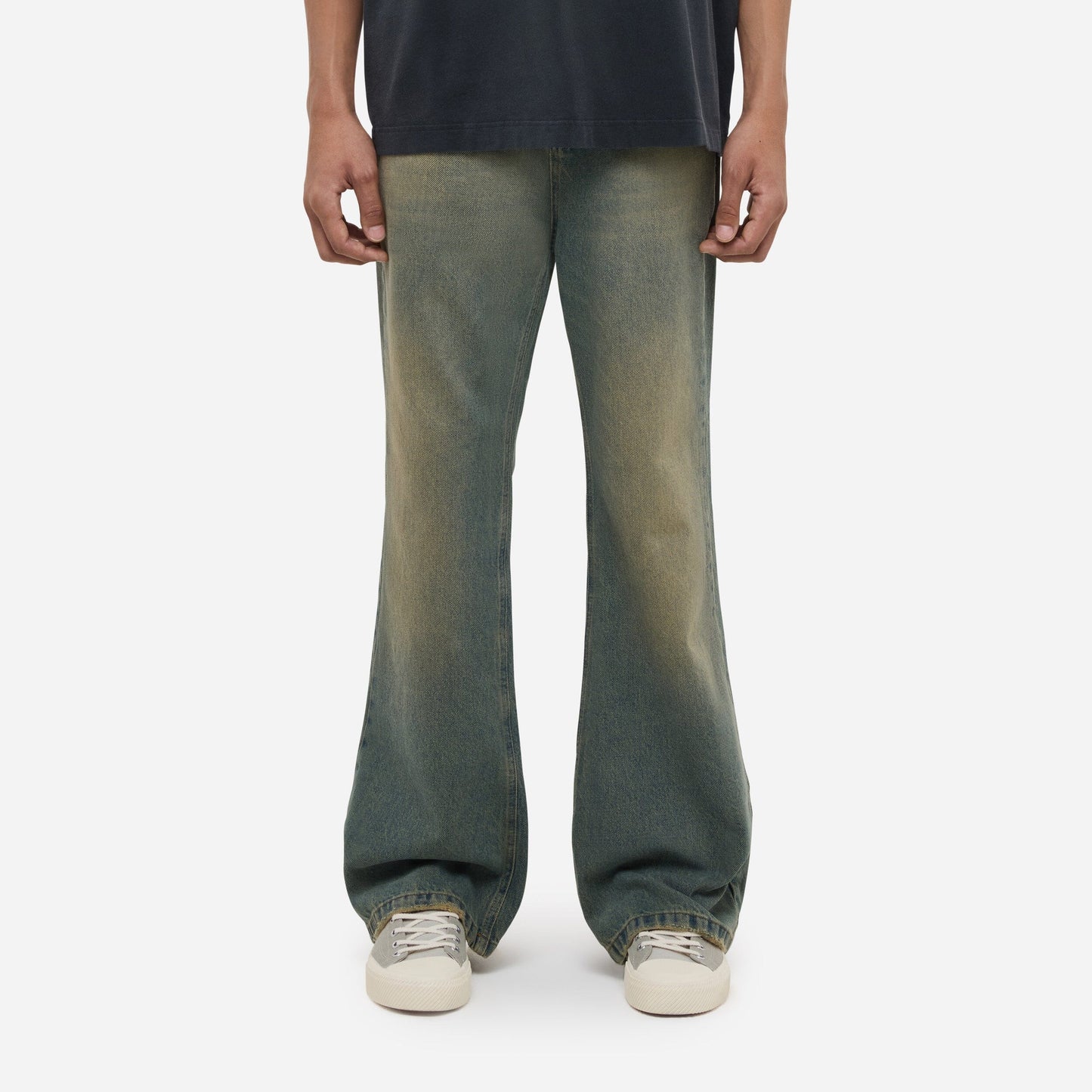 Loose Fit Jeans | 10