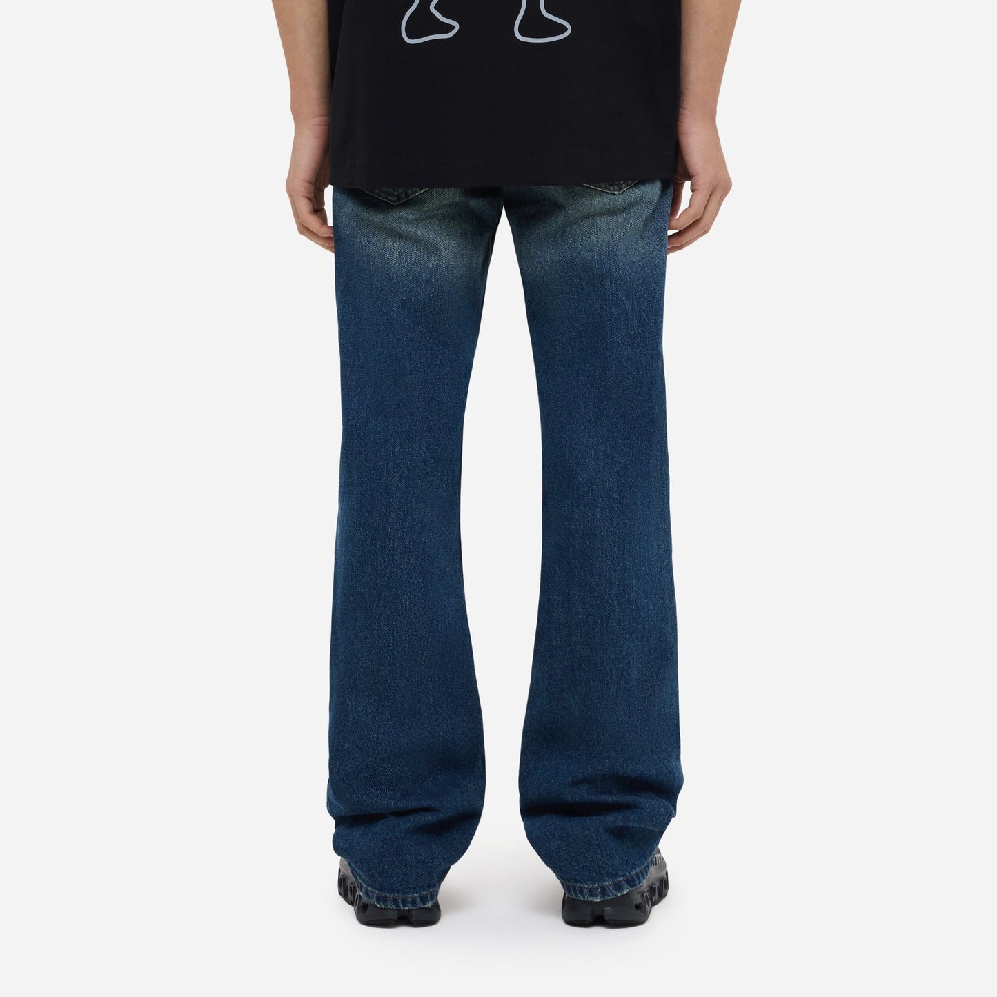 Straight Jeans | 7