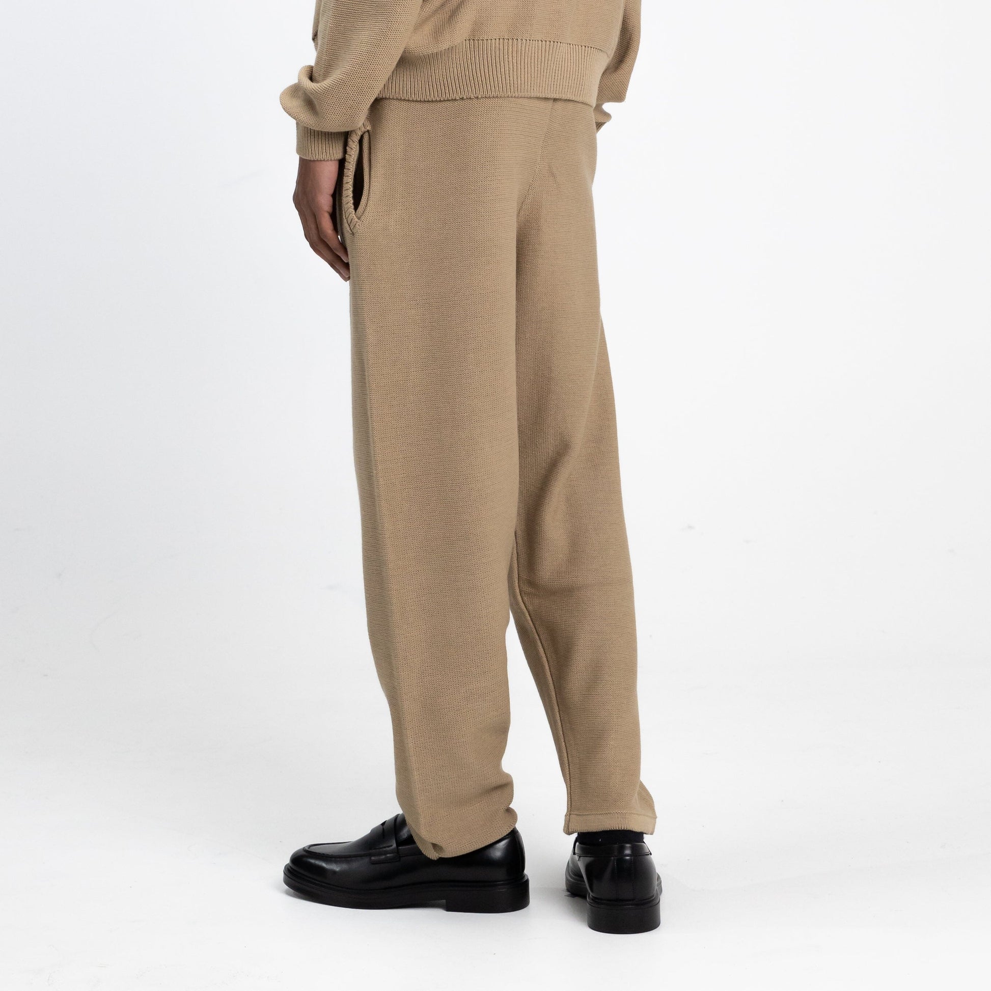 Knitted Pants in Brown